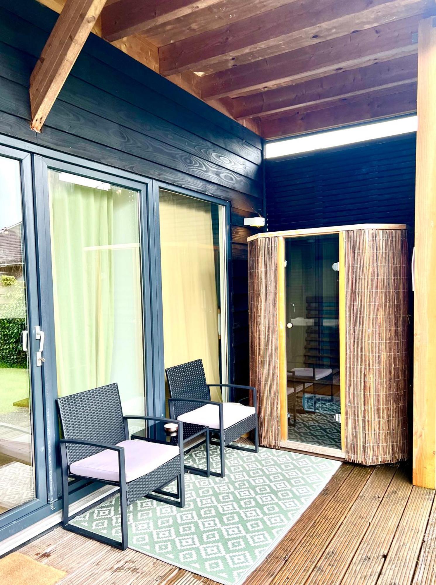 Family House With Garden & Jacuzzi & Sauna Near Amsterdam Vijfhuizen Екстериор снимка